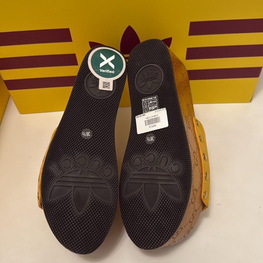 Authentic Gucci x Adidas wooden Platform Slides - Picture 11 of 16
